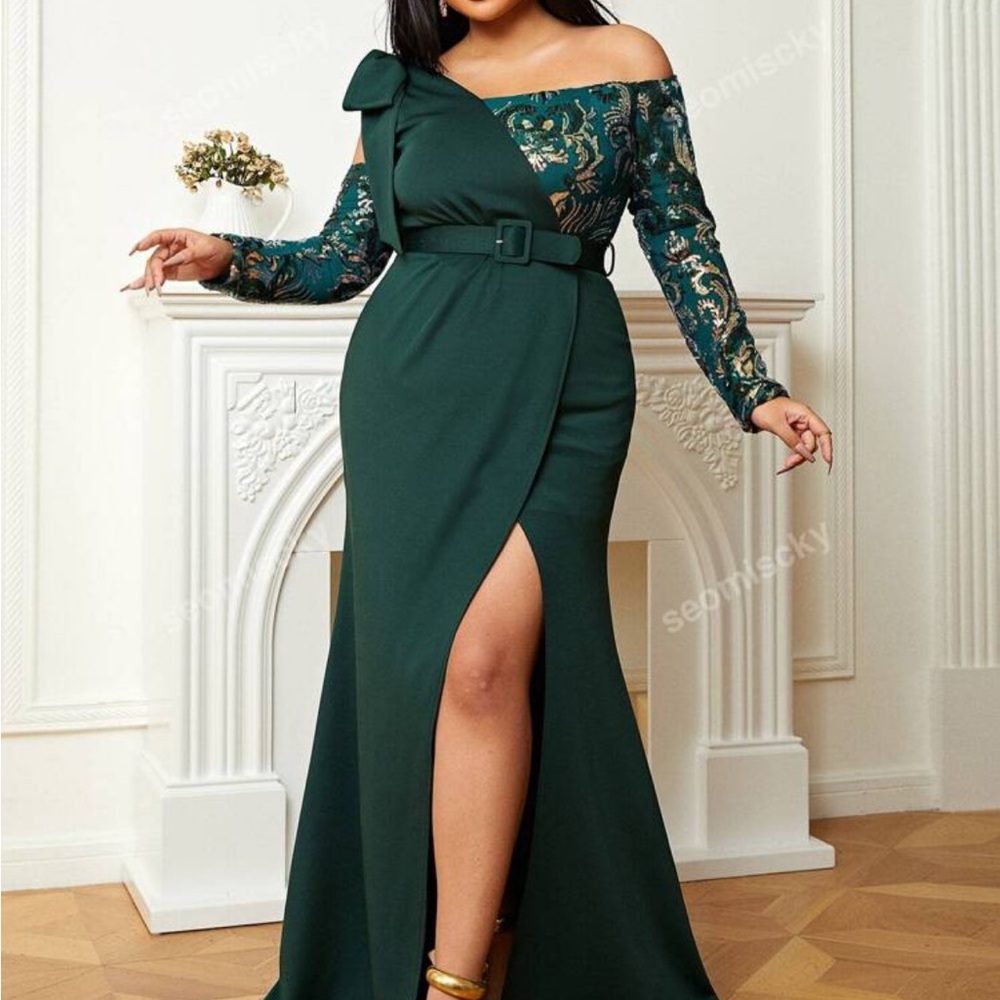 Green Slit Gown with One Shoulder and 3/4 Sleeves for Wedding Guest